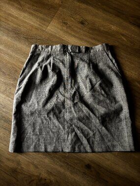 mini skirt